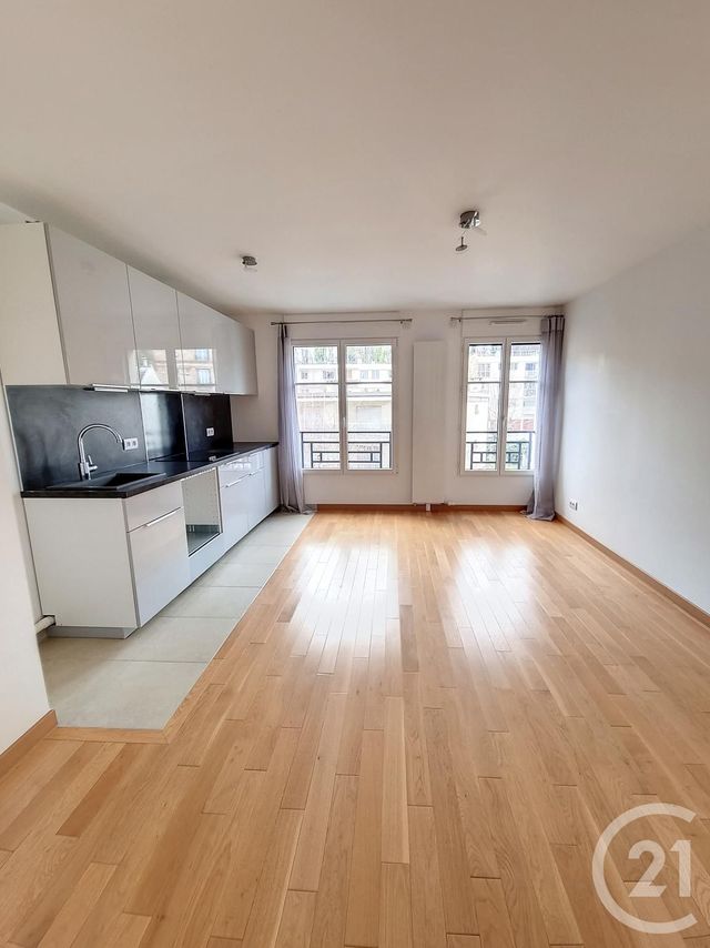 Appartement F2 à louer - 2 pièces - 41,76 m2 - Puteaux - 92 - ILE-DE-FRANCE