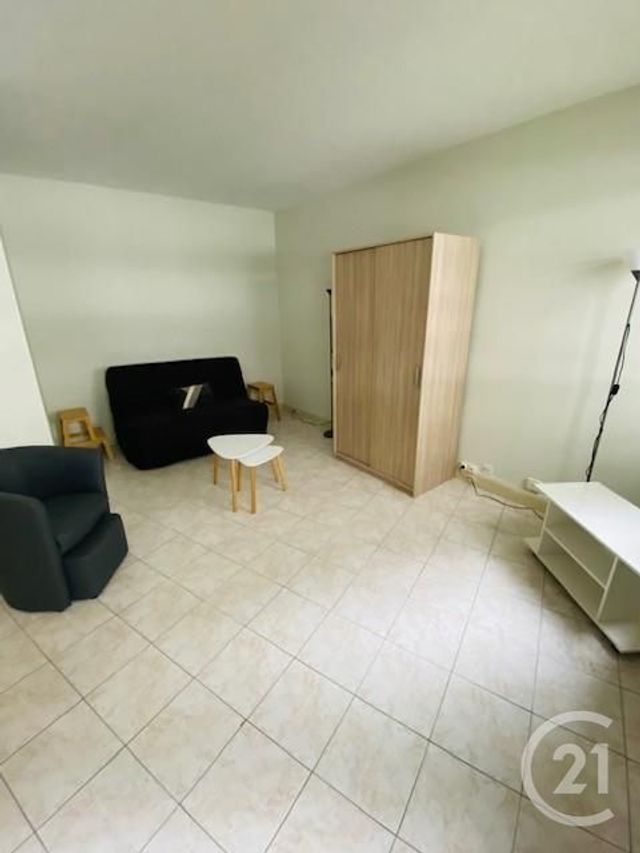 Appartement F1 à louer - 1 pièce - 28 m2 - Paris - 75015 - ILE-DE-FRANCE