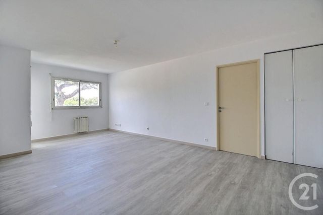 Appartement T3 à vendre - 3 pièces - 68,15 m2 - Villenave D Ornon - 33 - AQUITAINE