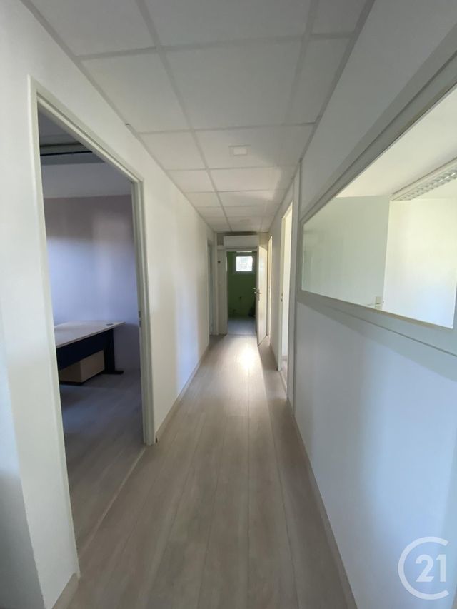 Bureaux à louer - 150.0 m2 - 40 - Landes