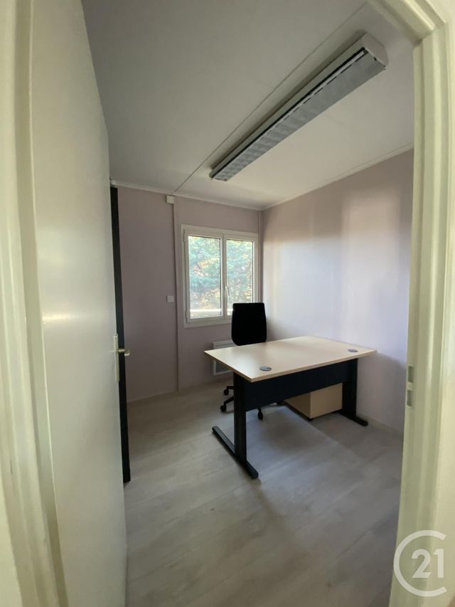 Bureaux à louer - 150.0 m2 - 40 - Landes