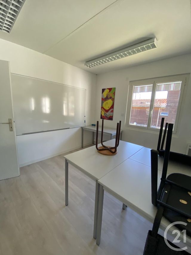 Bureaux à louer - 150.0 m2 - 40 - Landes