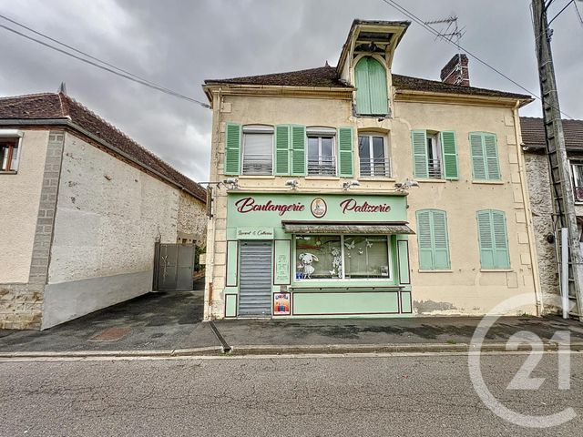 Maison à vendre - 5 pièces - 221,15 m2 - Gouaix - 77 - ILE-DE-FRANCE