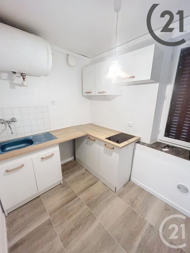 Appartement F1 à louer - 1 pièce - 20,40 m2 - Nangis - 77 - ILE-DE-FRANCE