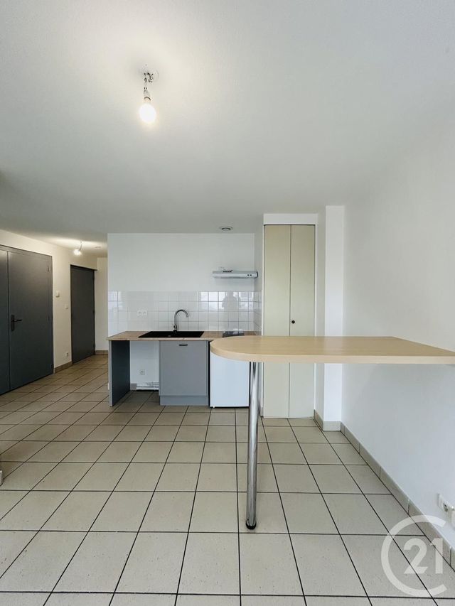 appartement - YZEURE - 03