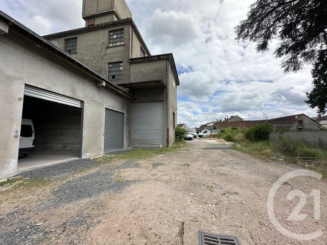 Local commercial à louer - 75.0 m2 - 03 - Allier