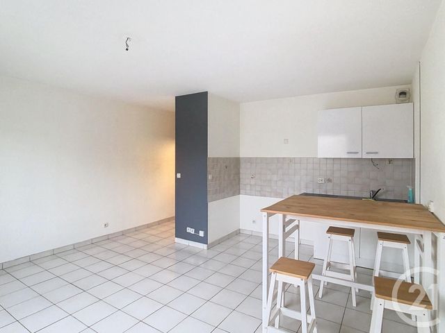 Appartement F1 à louer - 1 pièce - 27,44 m2 - Thiais - 94 - ILE-DE-FRANCE