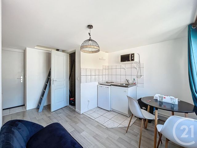 Appartement Studio à louer - 1 pièce - 17 m2 - Montbeliard - 25 - FRANCHE-COMTE