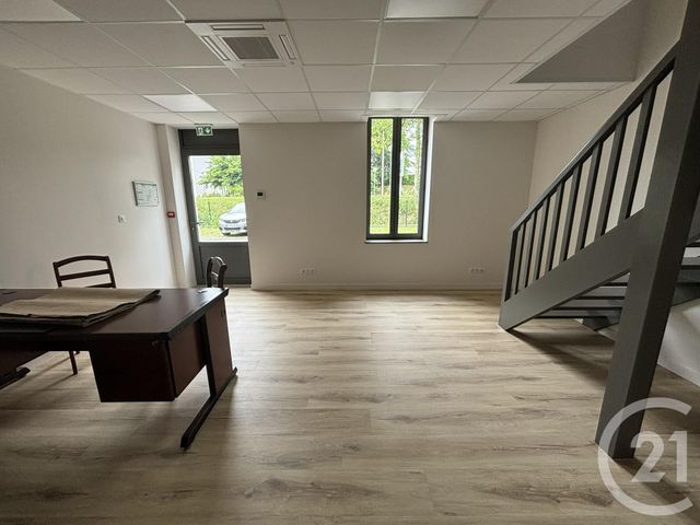 Bureaux à louer - 58.8 m2 - 64 - Pyrenees-Atlantiques