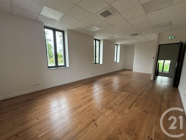 Bureaux à louer - 58.8 m2 - 64 - Pyrenees-Atlantiques