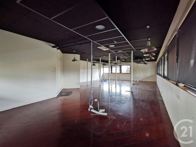 Bureaux à louer - 177.0 m2 - 64 - Pyrenees-Atlantiques