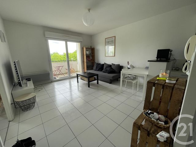 Appartement F2 à louer - 2 pièces - 35,60 m2 - Mourenx - 64 - AQUITAINE