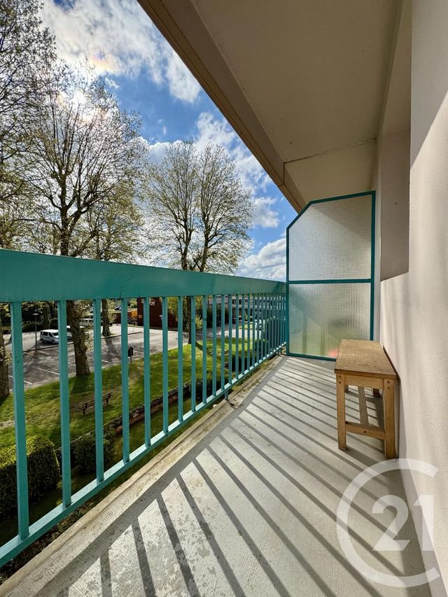 Appartement F3 à vendre - 3 pièces - 68,96 m2 - Luxeuil Les Bains - 70 - FRANCHE-COMTE