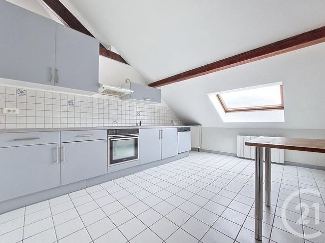 Appartement F5 à louer - 5 pièces - 68,66 m2 - Belfort - 90 - FRANCHE-COMTE