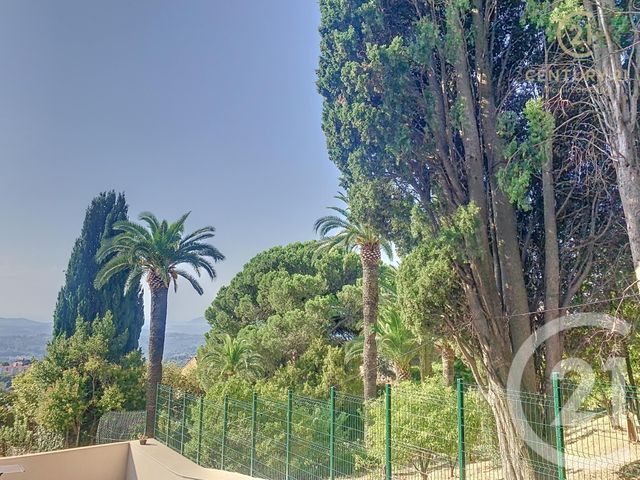 Appartement F2 à louer - 2 pièces - 44,36 m2 - Grasse - 06 - PROVENCE-ALPES-COTE-D-AZUR