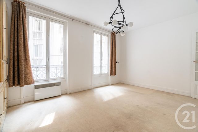 Appartement à vendre - 2 pièces - 44,16 m2 - Paris - 75018 - ILE-DE-FRANCE