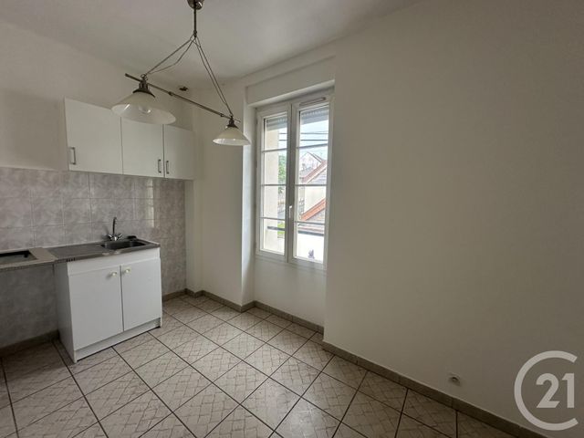 Appartement F2 à louer - 2 pièces - 41,59 m2 - Corbeil Essonnes - 91 - ILE-DE-FRANCE