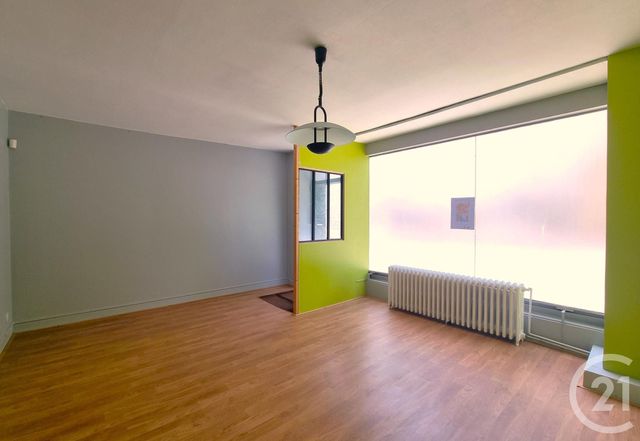 Maison à vendre - 8 pièces - 180 m2 - St Satur - 18 - CENTRE