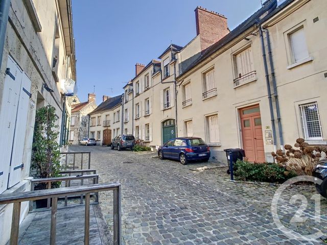 Prix immobilier CREPY EN VALOIS - Photo d’un appartement vendu